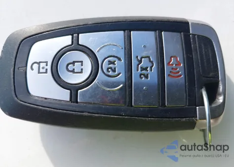 2019 Ford Edge Titanium z USA, uszkodzony, nr VIN 2FMPK3K96KBB34546